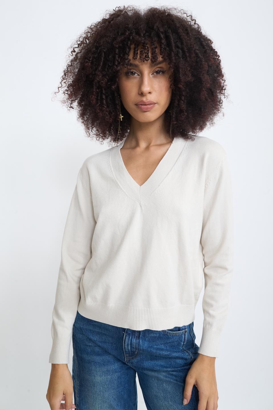 Maglia scollo V latte - Autunno - Inverno 2025 | Brend