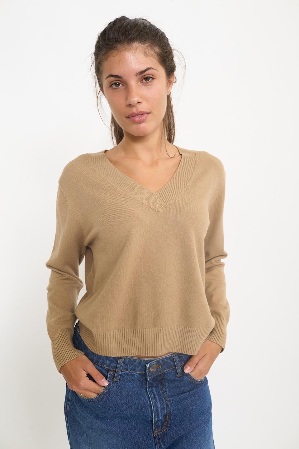 Maglia scollo V mandorla - Autunno - Inverno 2025 | Brend