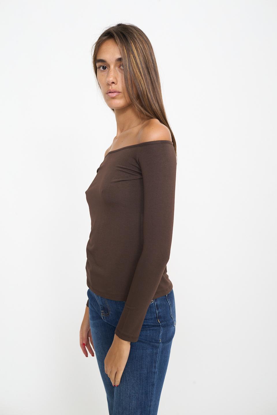 Maglia scollo barca viscosa moro - Autunno - Inverno 2025 | Brend