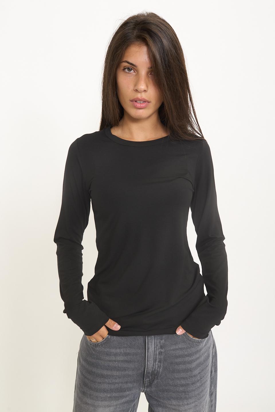 Maglia girocollo viscosa nero - Autunno - Inverno 2025 | Brend