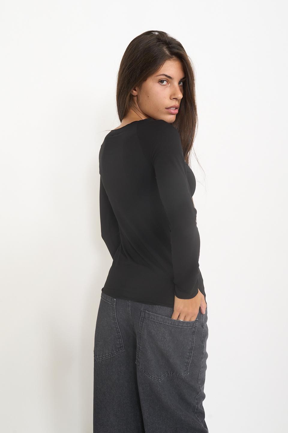 Maglia scollo barca frullino nero - Autunno - Inverno 2025 | Brend