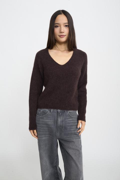 Maglia scollo V alpaca cioccolato fondente - Autunno - Inverno 2025 | Brend