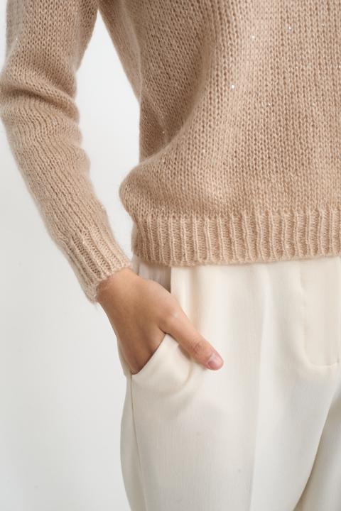 Maglia scollo v paillettes beige - Autunno - Inverno 2025 | Brend