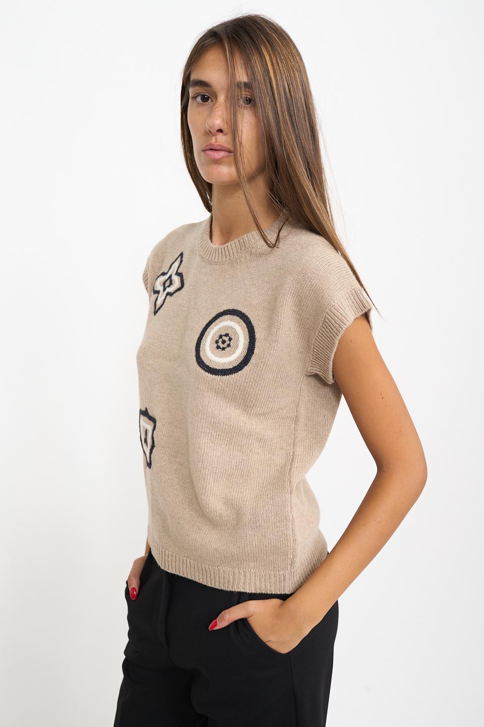 Maglia mezza manica 3 ricami camel - Autunno - Inverno 2026 | Brend