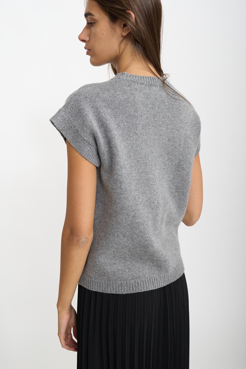 Maglia mezza manica 3 ricami grigio - Autunno - Inverno 2026 | Brend