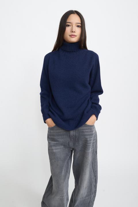 Maglia collo alto costine blu - Autunno - Inverno 2025 | Brend