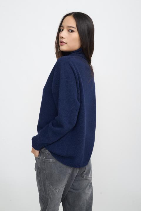 Maglia collo alto costine blu - Autunno - Inverno 2025 | Brend