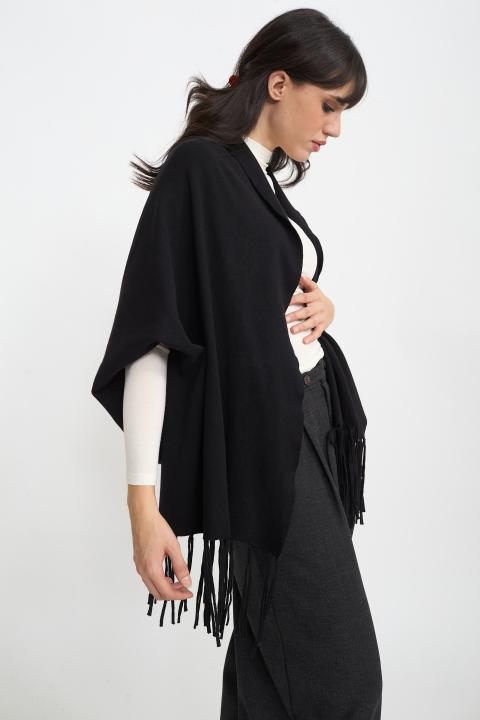 Mantella aperta frange nero - Autunno - Inverno 2025 | Brend