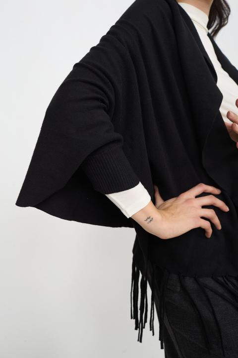 Mantella aperta frange nero - Autunno - Inverno 2025 | Brend