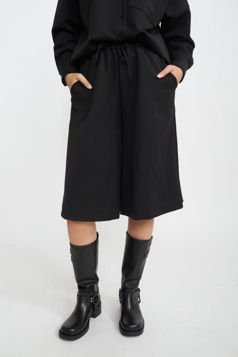 Bermuda mano lana nero - Autunno - Inverno 2025 | Brend