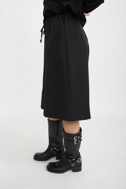 Bermuda mano lana nero - Autunno - Inverno 2025 | Brend