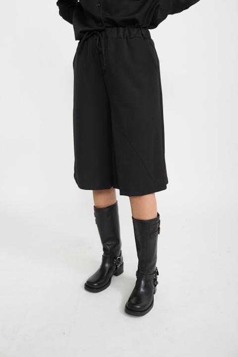 Bermuda mano lana nero - Autunno - Inverno 2025 | Brend