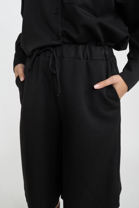 Bermuda mano lana nero - Autunno - Inverno 2025 | Brend