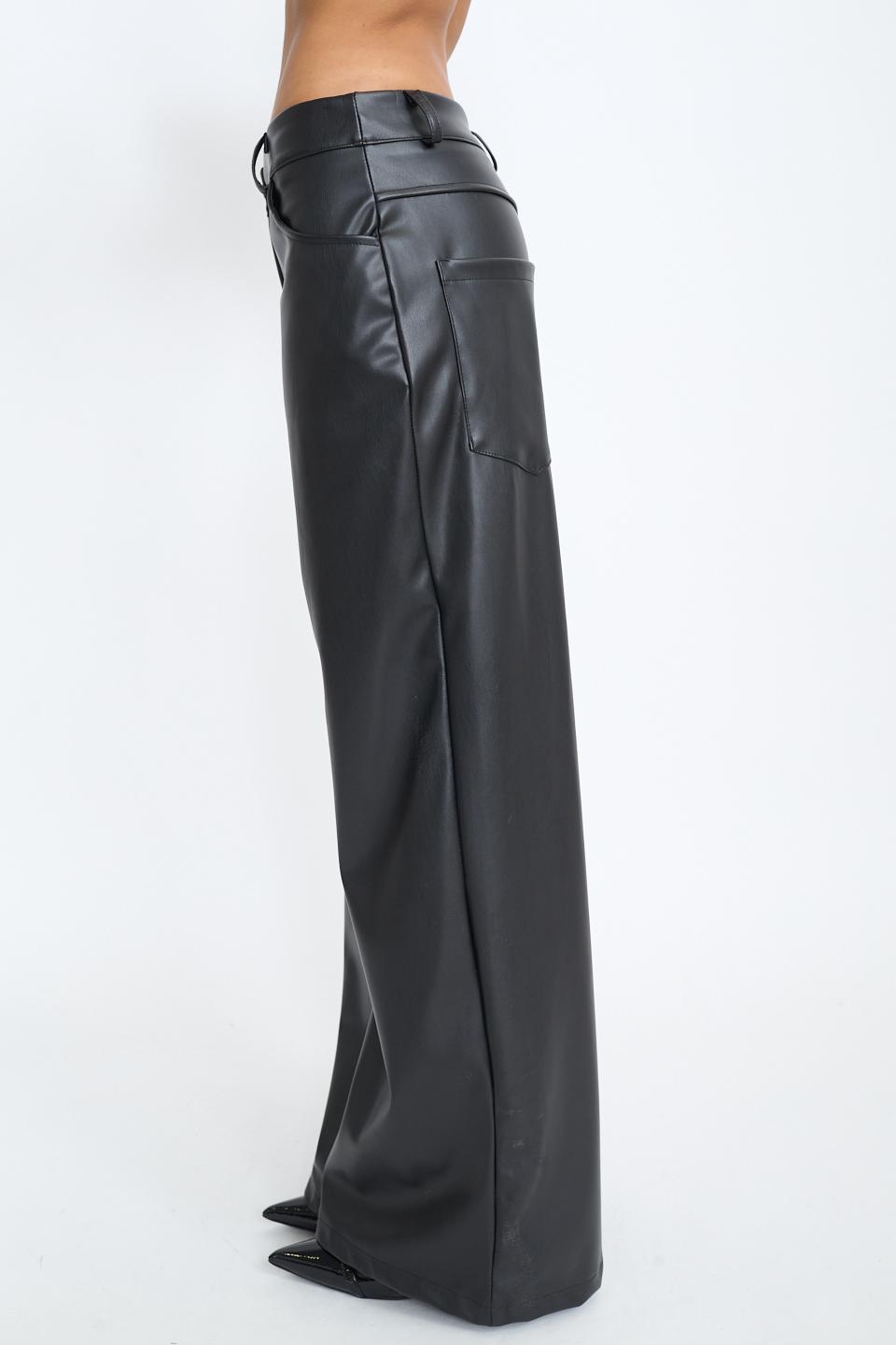 Pantalone palazzo effetto pelle nero - Autunno - Inverno 2025 | Brend