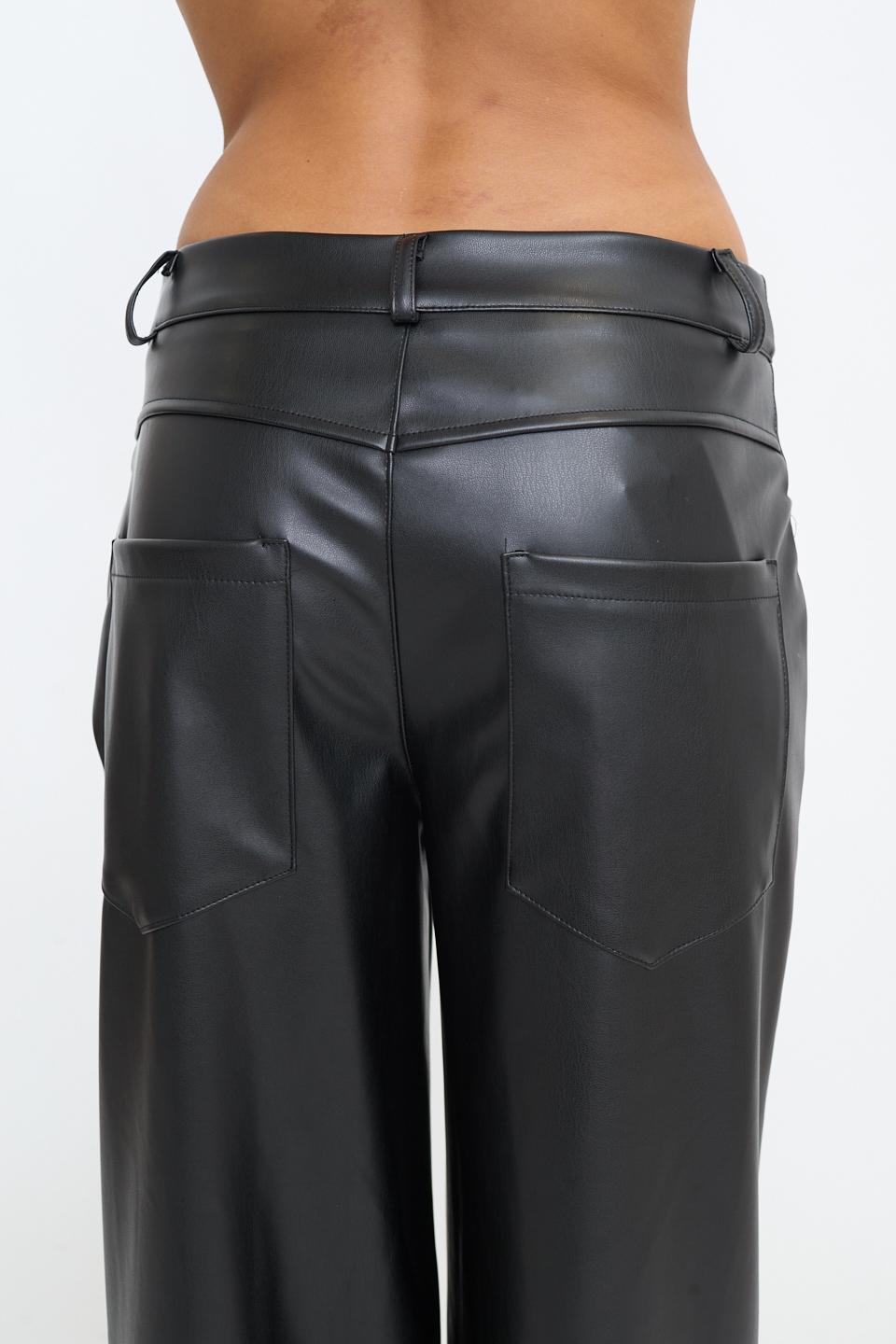 Pantalone palazzo effetto pelle nero - Autunno - Inverno 2025 | Brend