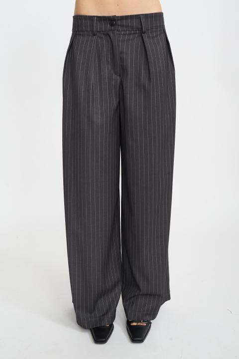 Pantalone palazzo pieghe grigio - Autunno - Inverno 2025 | Brend