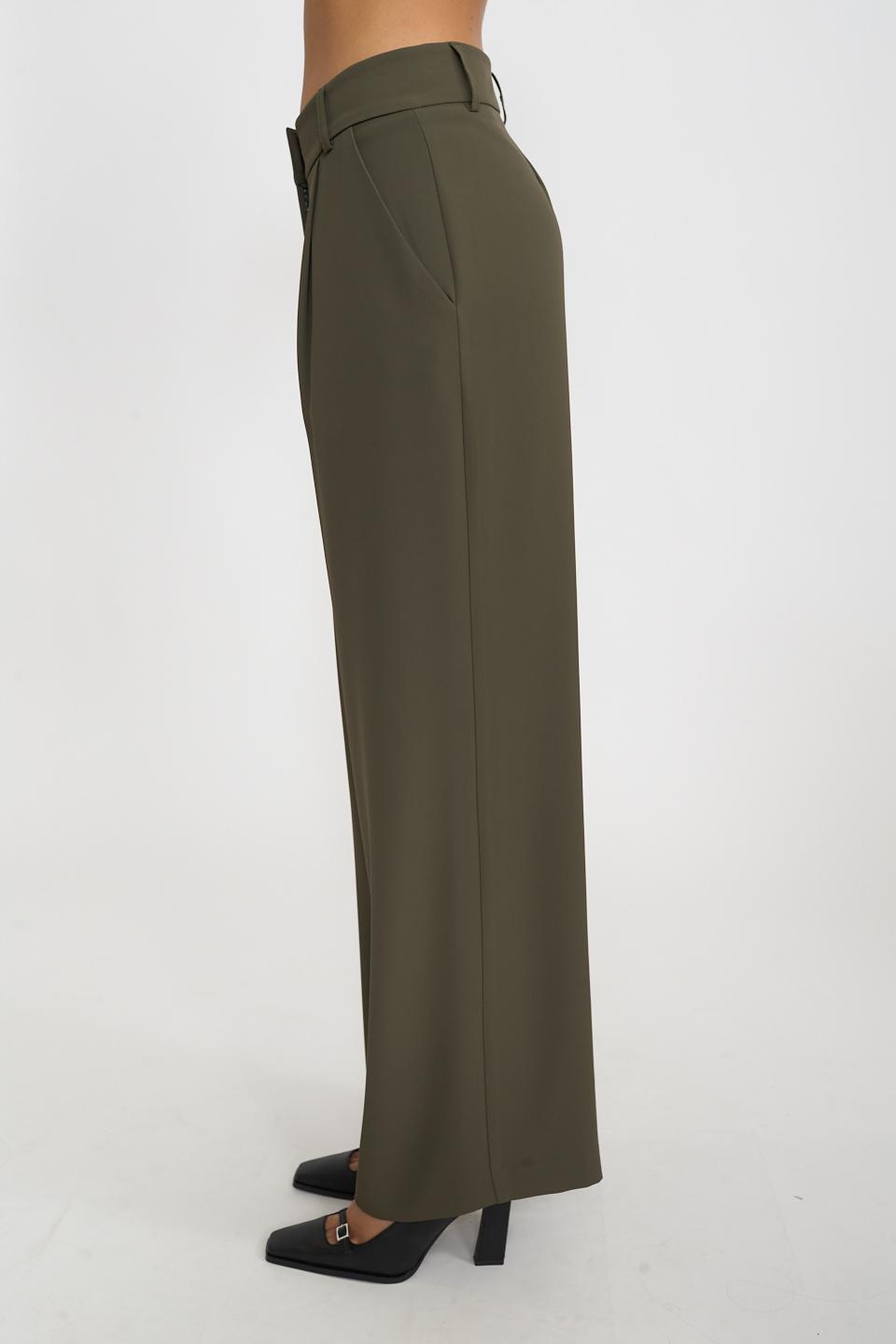 Pantalone palazzo con piega verde - Autunno - Inverno 2026 | Brend