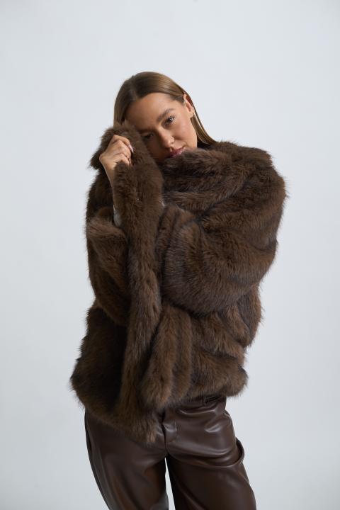 Pelliccia collo revers moro - Autunno - Inverno 2025 | Brend