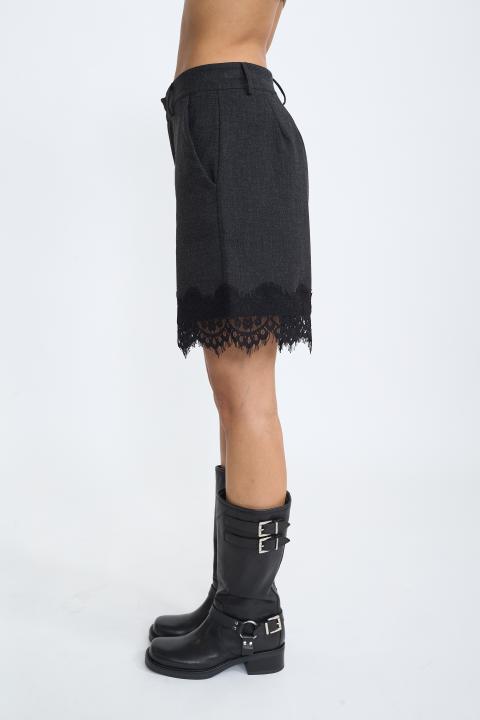 Shorts orlo pizzo nero - Autunno - Inverno 2025 | Brend