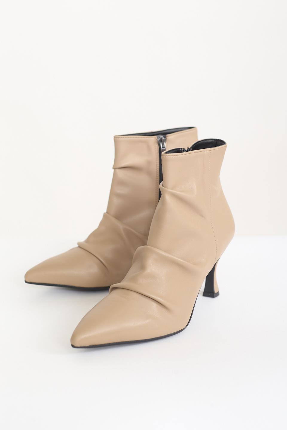 Stivaletto punta con arricciatura taupe - Autunno - Inverno 2025 | Brend