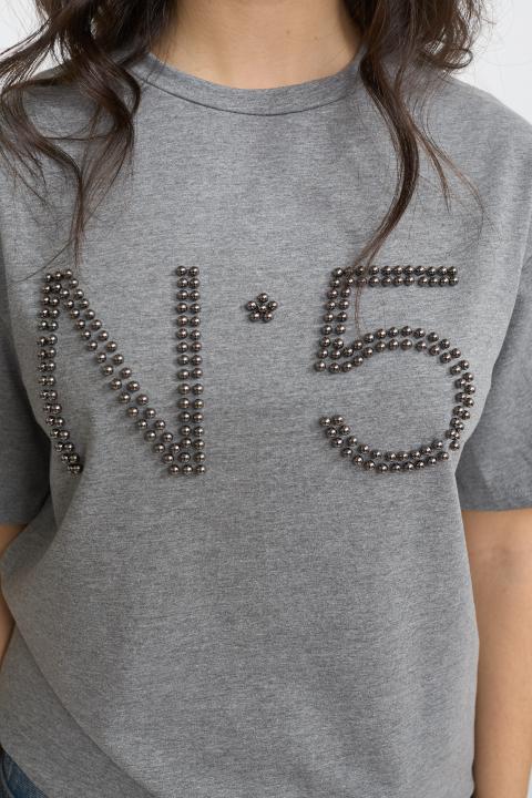 T-shirt n.5 borchie grigio - Autunno - Inverno 2025 | Brend