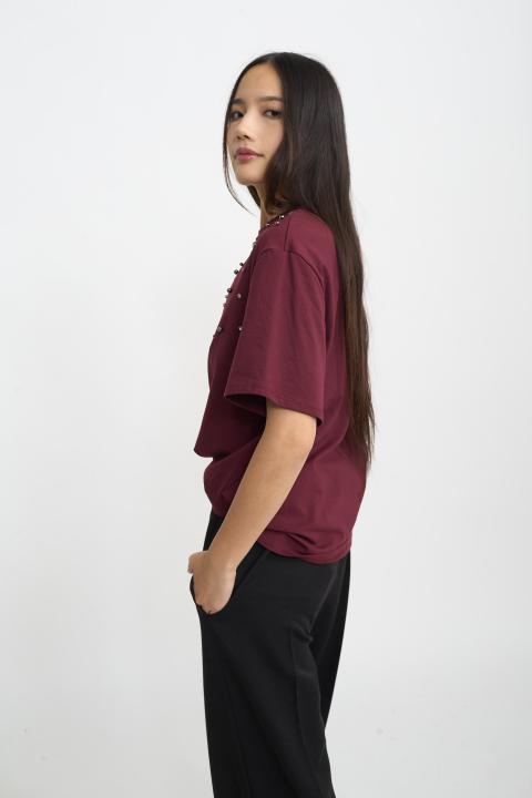 T-shirt borchie e strass burgundy - Autunno - Inverno 2025 | Brend
