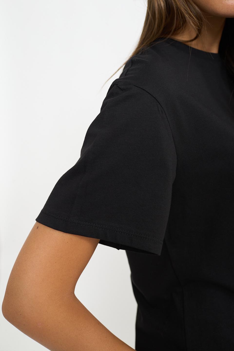 T-shirt over nero - Autunno - Inverno 2026 | Brend