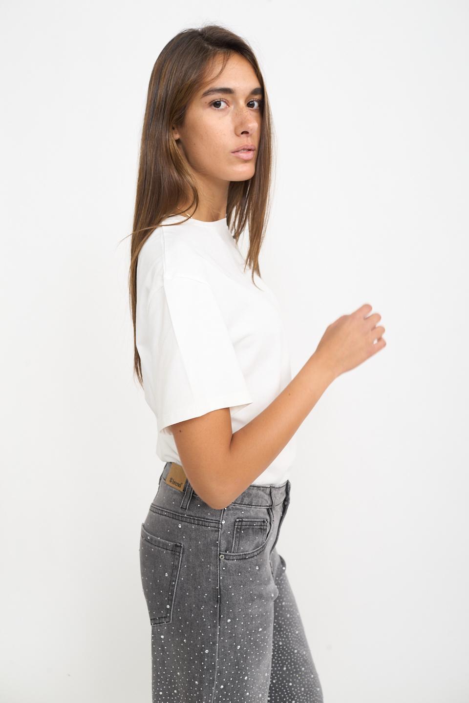 T-shirt over panna - Autunno - Inverno 2026 | Brend