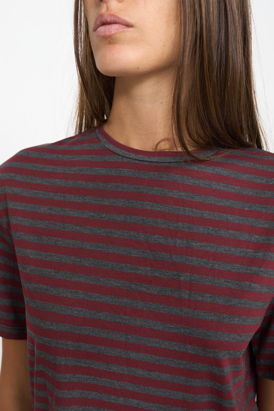 T-shirt over rigata rigo burgundy - Autunno - Inverno 2026 | Brend