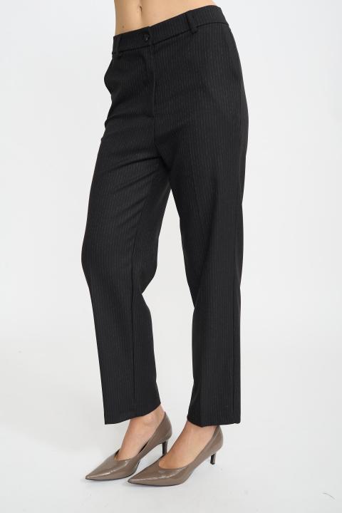 Pantalone modello uomo gessato nero - Autunno - Inverno 2025 | Brend