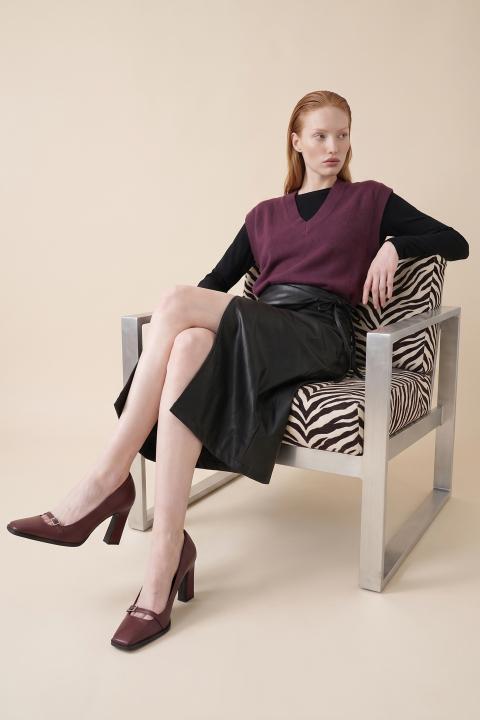 Dècollettè squadrate con fibbia burgundy - Autunno - Inverno 2027 | Brend