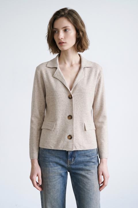 Giacca pattine 3 bottoni beige - Autunno - Inverno 2027 | Brend