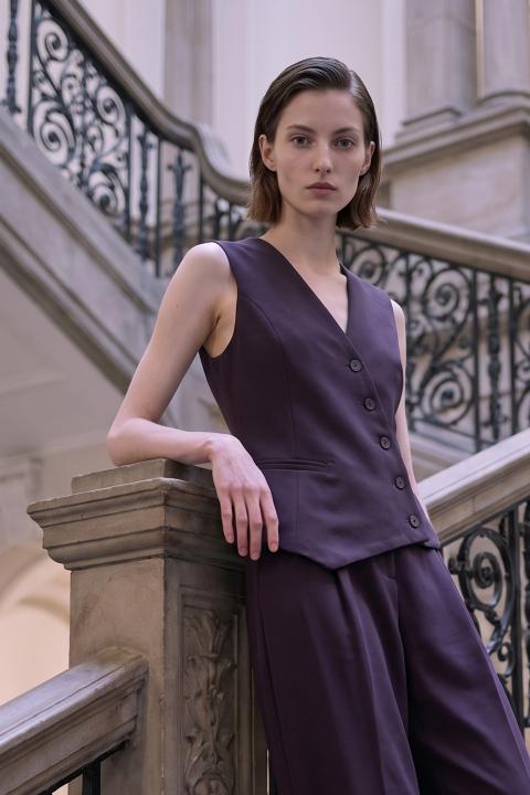 Gilet abbottonatura trasversale barbera - Autunno - Inverno 2027 | Brend