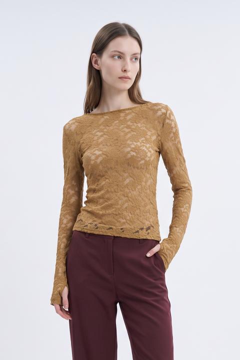 Maglia scollo barca pizzo senape - Autunno - Inverno 2027 | Brend