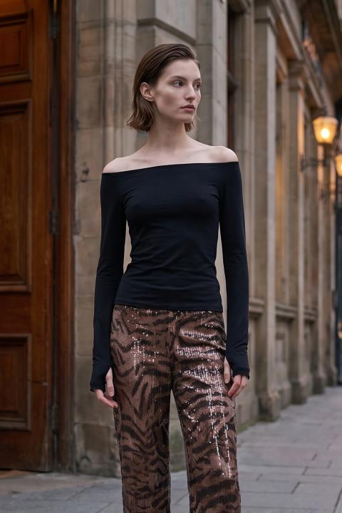 Maglia barca thumbholes nero - Autunno - Inverno 2027 | Brend
