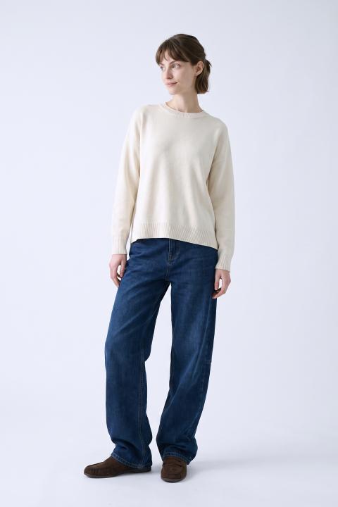 Maglia scollo barca asimmetrica burro - Autunno - Inverno 2027 | Brend