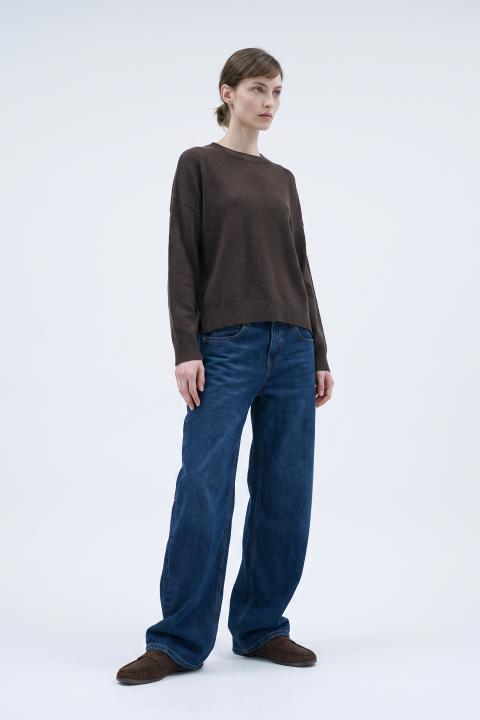 Maglia scollo barca asimmetrica cioccolato - Autunno - Inverno 2027 | Brend
