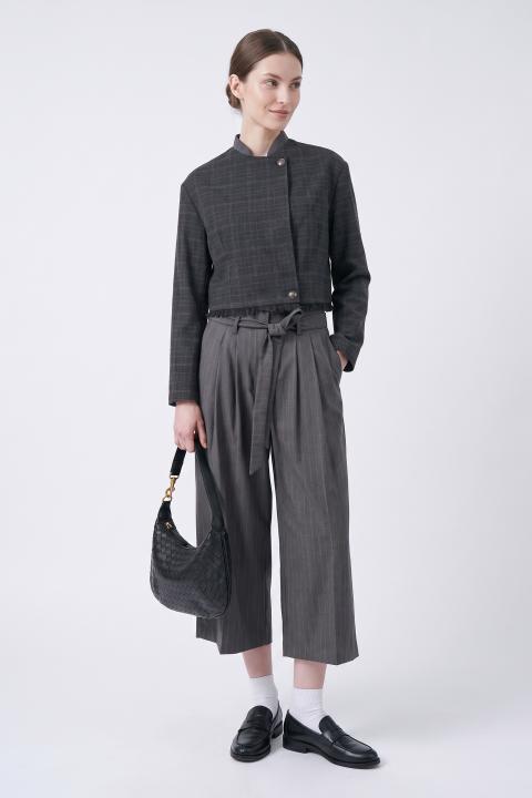 Bermuda pinces gessato grigio - Autunno - Inverno 2027 | Brend