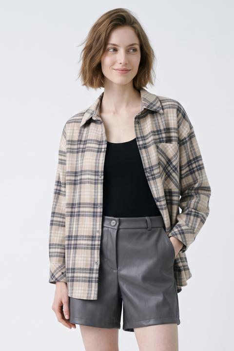 Shorts effetto pelle grigio - Autunno - Inverno 2027 | Brend