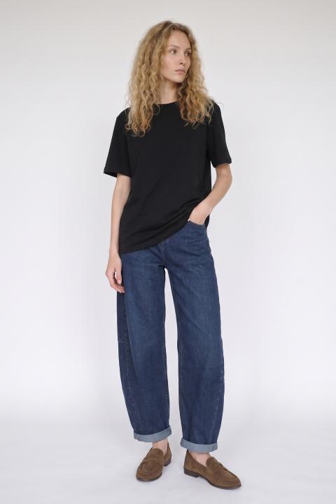 T-shirt over nero - Autunno - Inverno 2027 | Brend