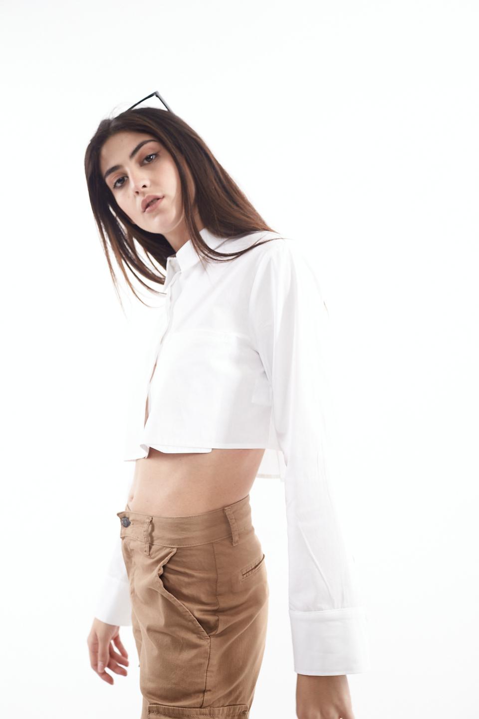 Camicia cropped in cotone bianco - Primavera Estate 2023 | Brend