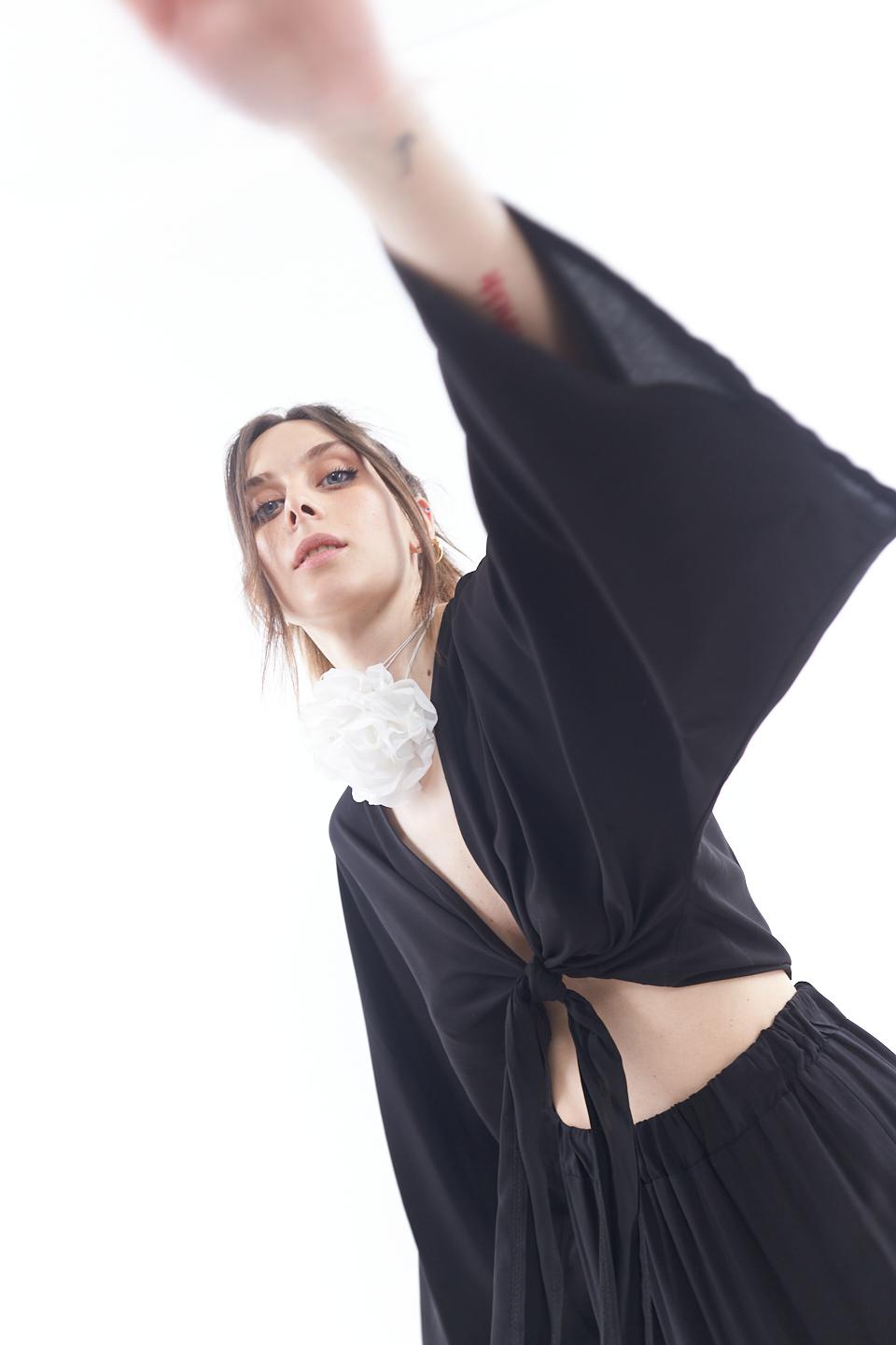 Camicia con nodo in viscosa nero - Primavera Estate 2023 | Brend