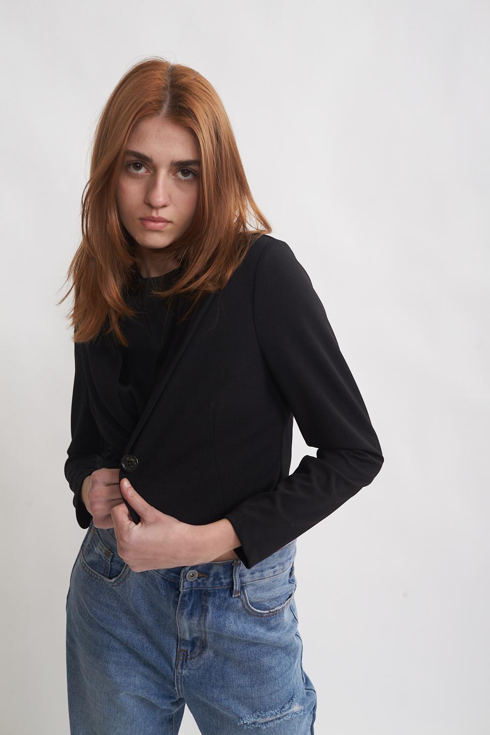 Giacca cropped colletto revers nero - Primavera Estate 2023 | Brend