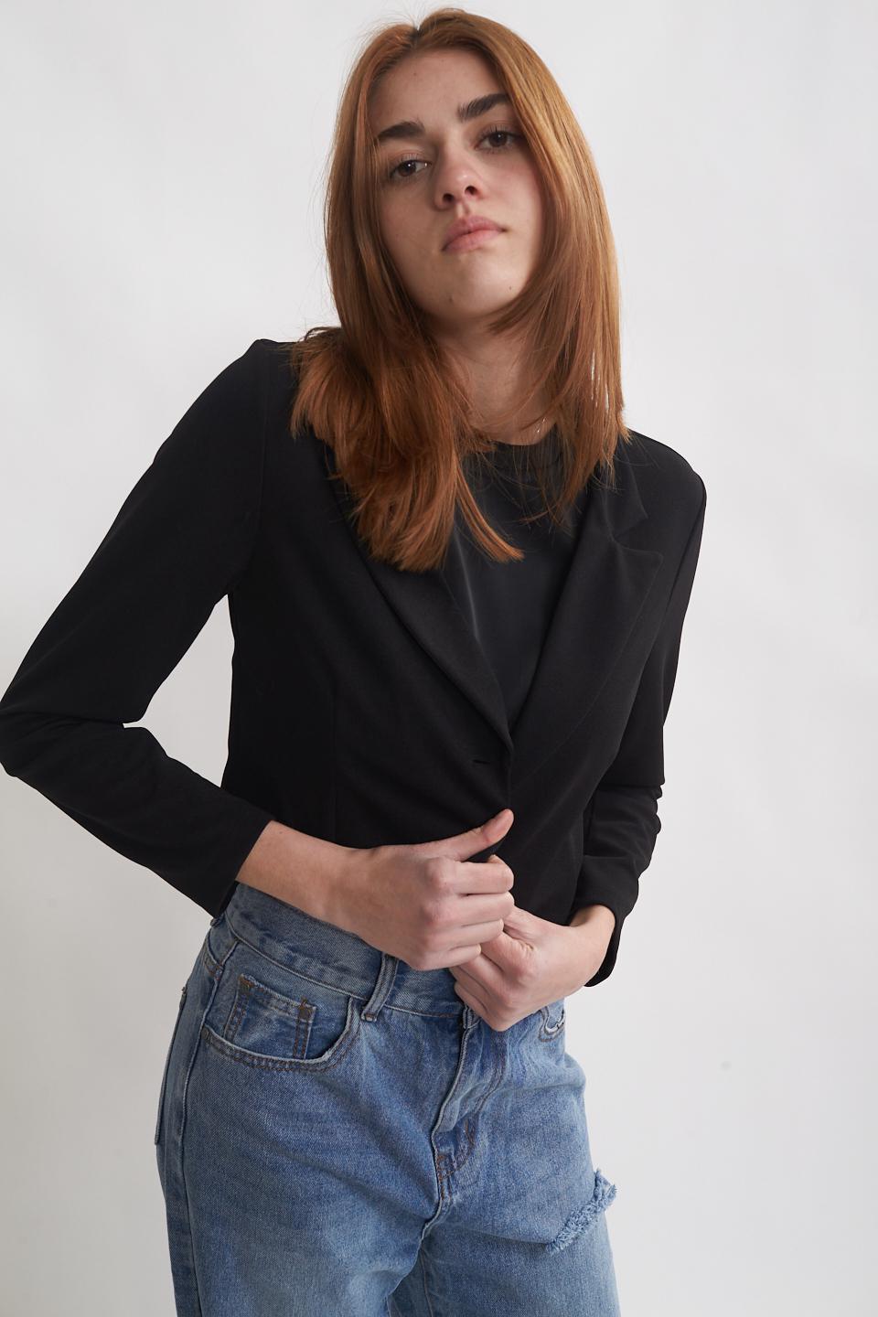 Giacca cropped colletto revers nero - Primavera Estate 2023 | Brend