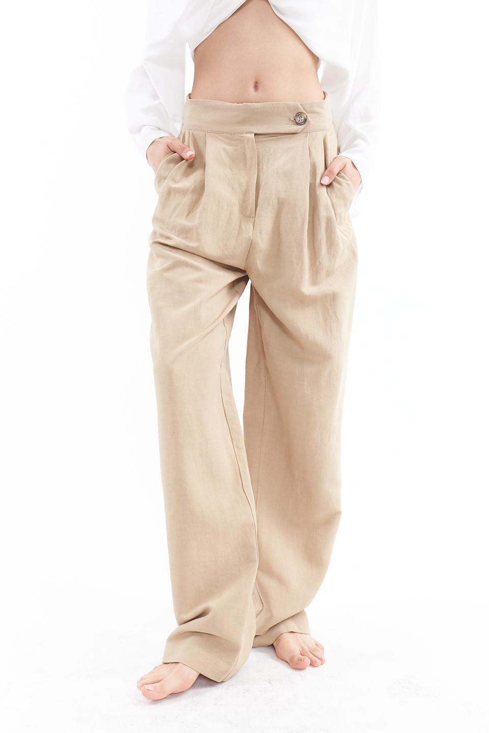Pantalone largo con pinces beige - Primavera Estate 2023 | Brend