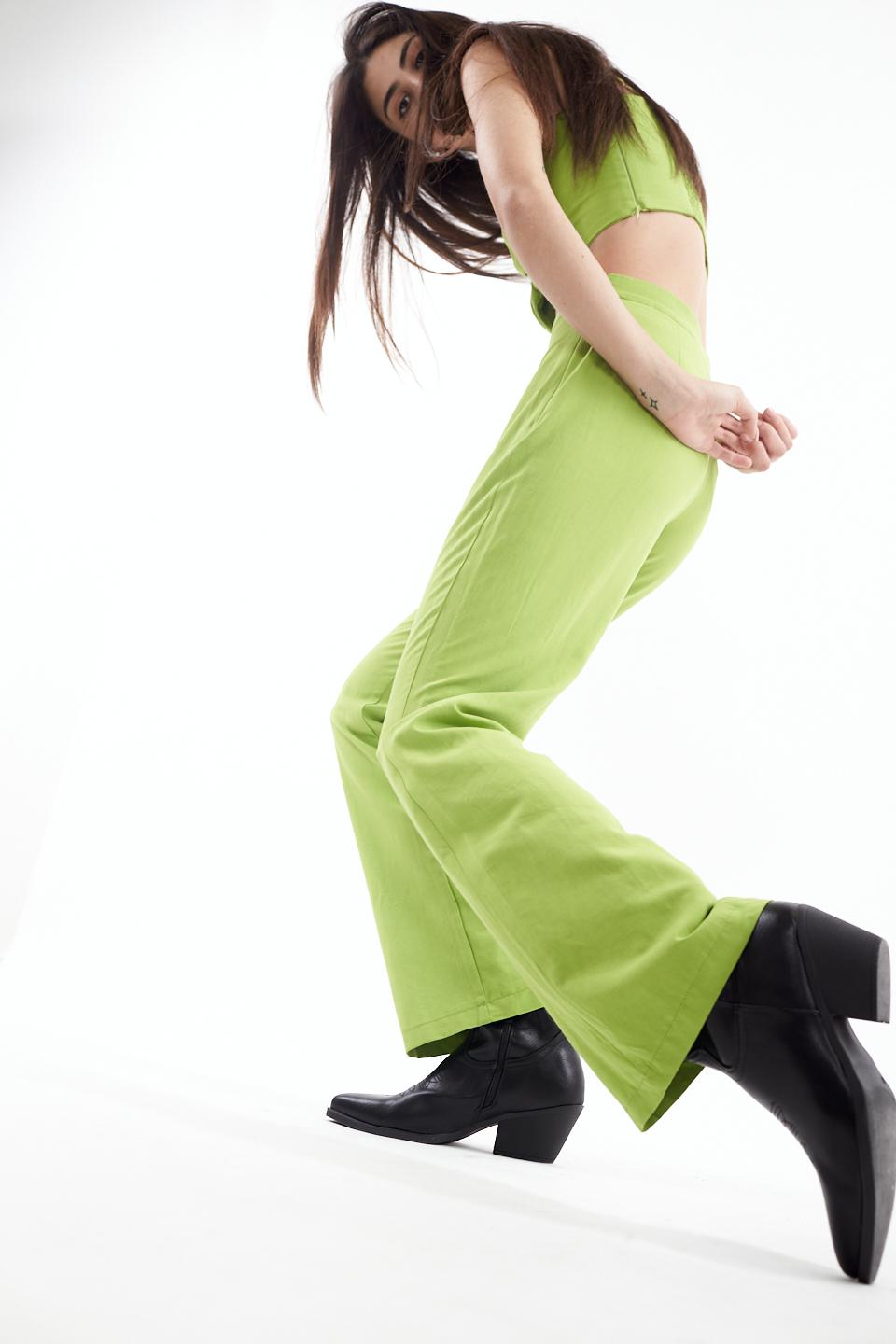 Pantalone morbido con pieghe kiwi - Primavera Estate 2023 | Brend