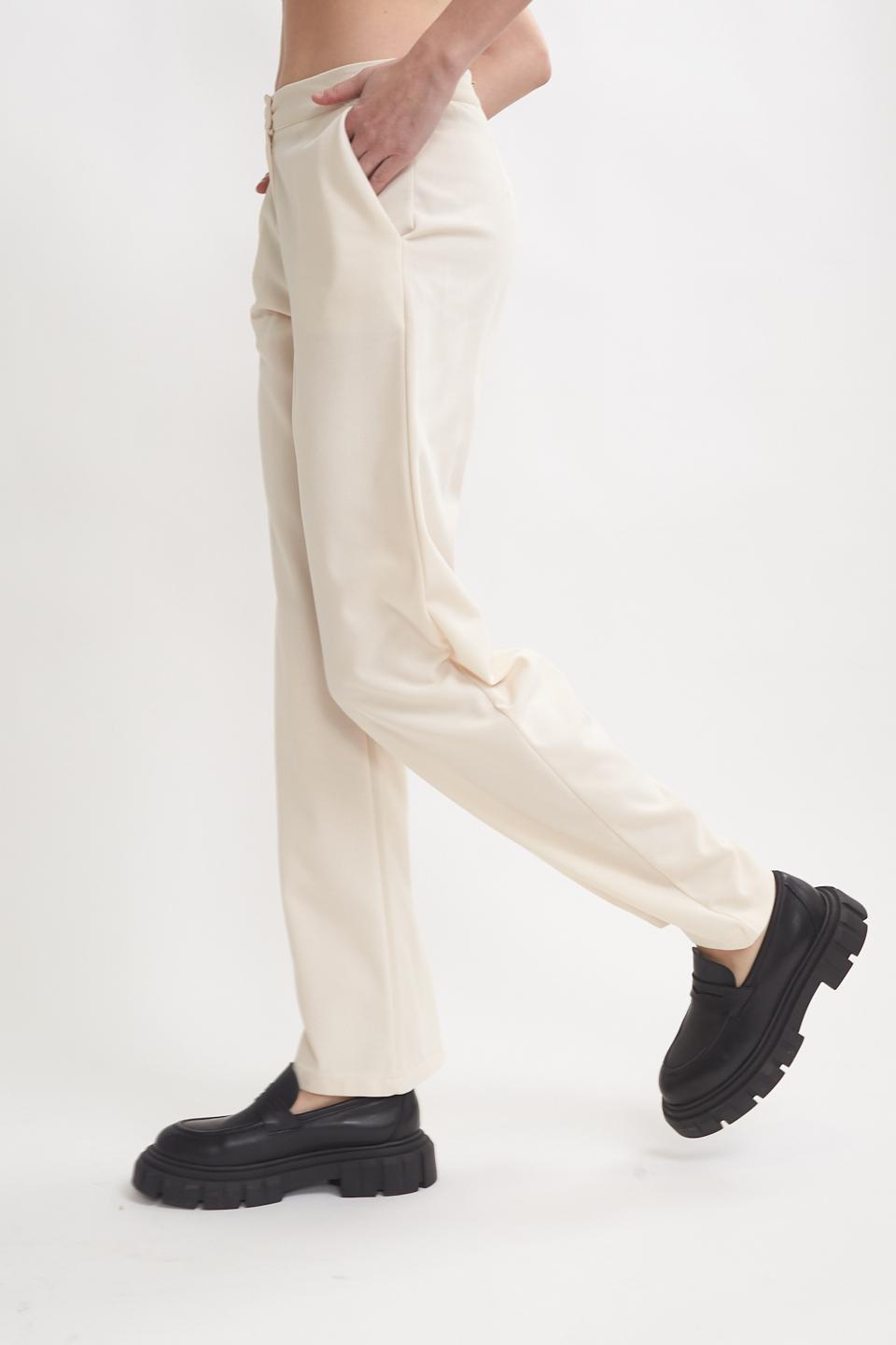 Pantalone palazzo taglio uomo burro - Primavera Estate 2023 | Brend