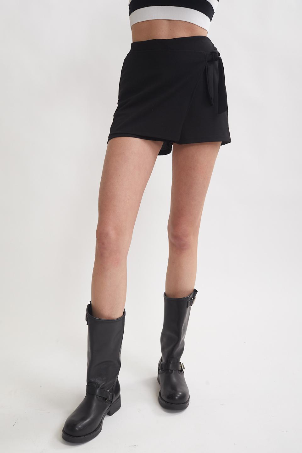 Shorts portafoglio con nodo nero - Primavera Estate 2023 | Brend