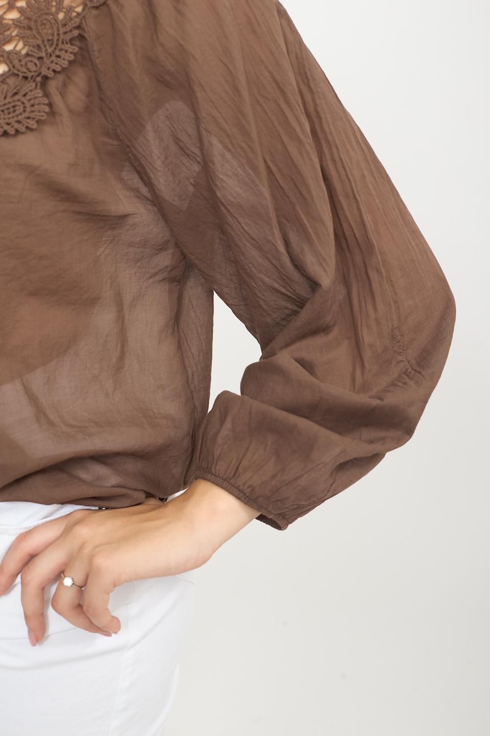 Blusa scollo macramè moro - Primavera Estate 2025 | Brend