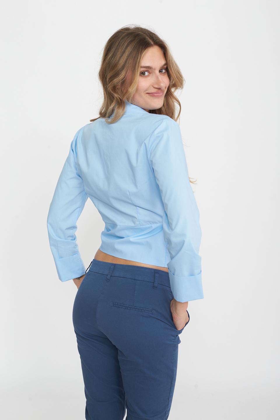Camicia incrocio con fiocco cielo - Primavera Estate 2025 | Brend